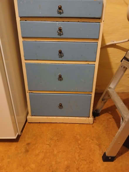 Photo of free Small chest of drawers (Hertford SG13) #1