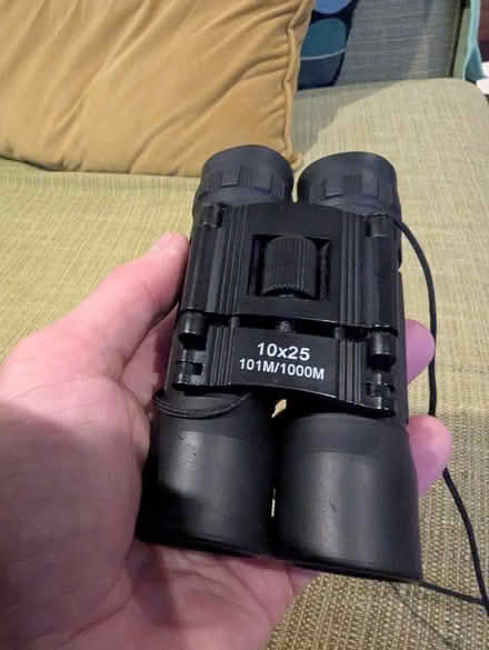 Photo of free 10x25 Binoculars (Tottenham N17) #1