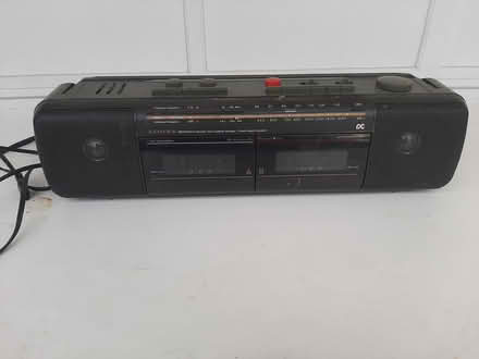 Photo of free Lloyds Portable AM, FM Radio (Brimley & Finch Ave) #1