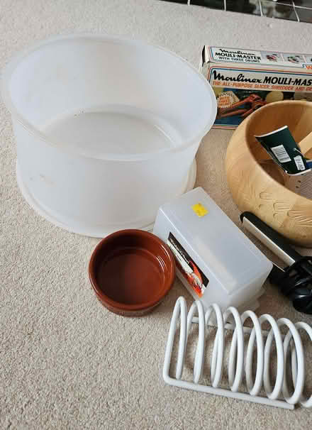 Photo of free Kitchenware (Leckhampton GL53) #3