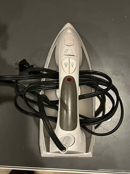 Photo of free Clean steam iron (Concord) #1