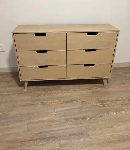 Photo of free dresser (Conroe) #1