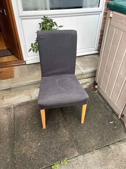 Photo of free One grey chair (SE12) #3