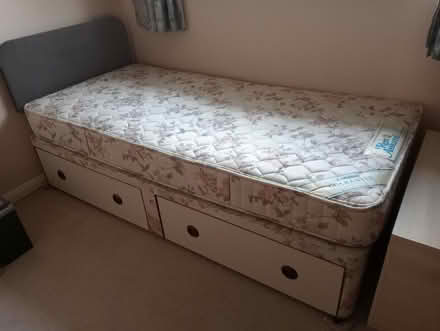 Photo of free Single bed, drawer divan (Kidlington OX5) #1