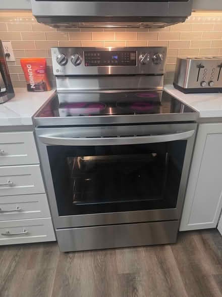 Photo of free LG stainless steel electric range (Mesa broadway and 80th) #2