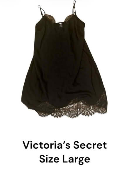 Photo of free Victoria’s Secret (Brooklyn Storage) #1