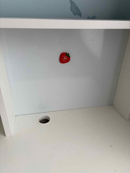 Photo of free ikea micke desk (Kemptown BN2) #4