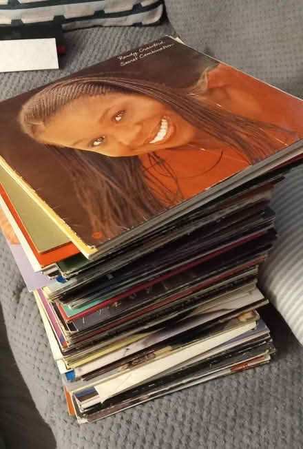 Photo of free Stack of Albums, few 12 inches (Horndon On The Hill SS17) #2