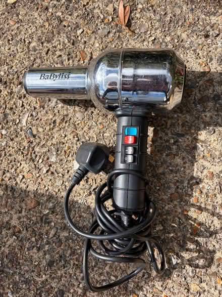 Photo of free Baby Liss hair dryer (Temple Fortune NW11) #2