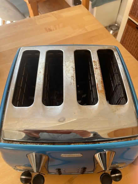 Photo of free Toaster /only 1 side works (Woodmansterne SM7) #1