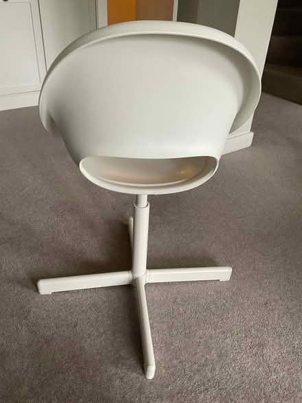 Photo of free child’s desk chair (St. Albans AL1) #2