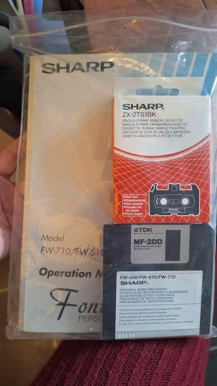 Photo of free OLD electric word processor (Hough Green WA8) #2