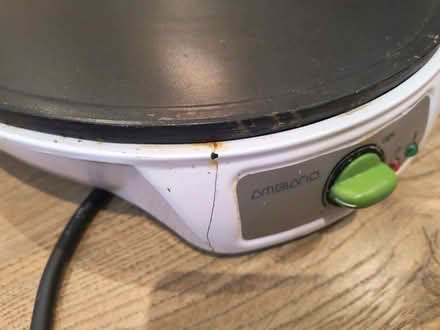Photo of free Crepe Machine - Working (Crowthorne RG45) #4