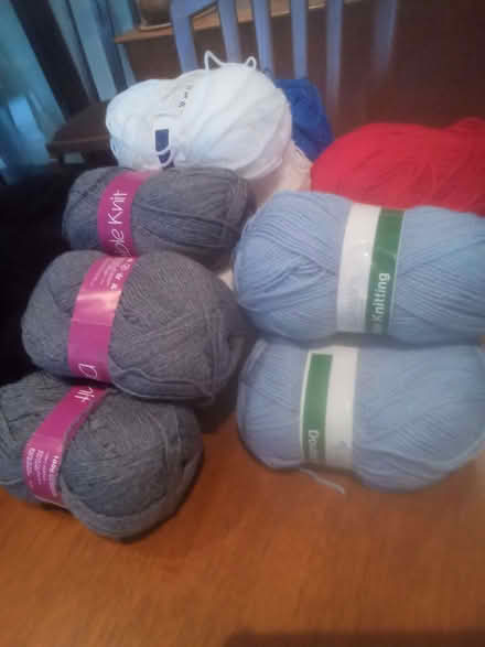 Photo of free Wool - assorted bundle (Tarbrax EH55) #3