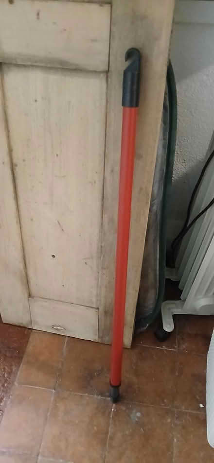 Photo of free Extending mop handle (Ramsgate CT11) #1