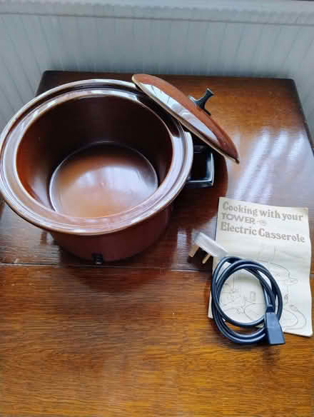 Photo of free Tower brand slow cooker (Crockpot) (Newton CF36) #1
