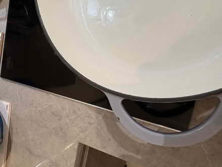 Photo of free 12inch diam casserole (SW10 Off Redcliffe Gdns) #1