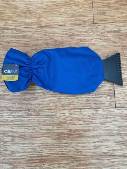 Photo of free Ice scraper mitten (Hook Heath GU21) #1