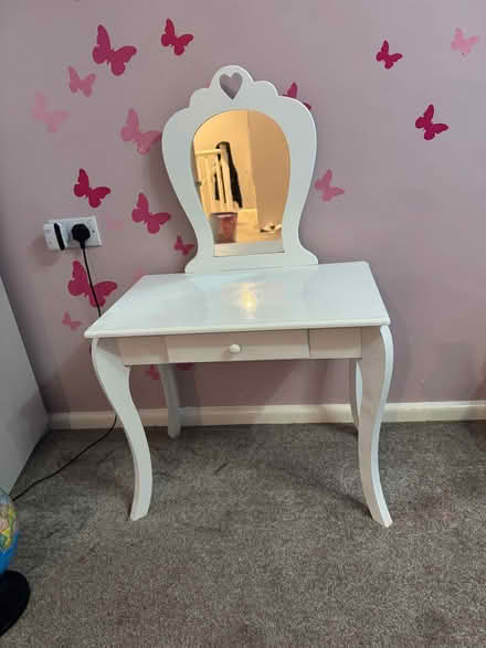 Photo of free Girls white dressing table with draw and mirror (Intake S12) #2