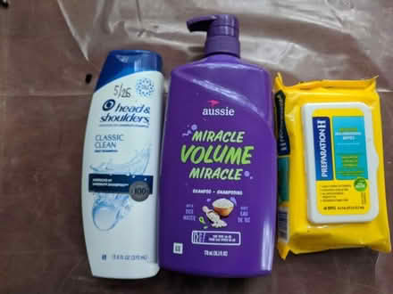 Photo of free shampoos and preparation H (Ann Arbor near Hillside Terr.) #1