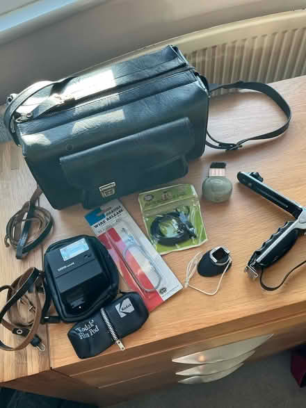 Photo of free Camera bag and accessories (Twickenham TW1) #1