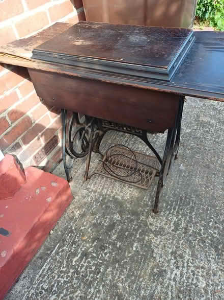 Photo of free Antique Jones treadle (sewing) (Becontree RM9) #2