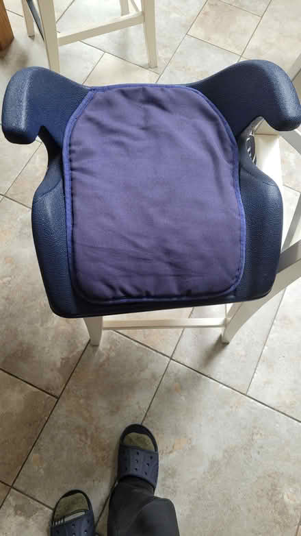 Photo of free Booster seat (SM5) #1