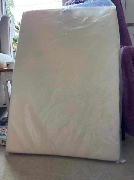 Photo of free Travel cot mattress (BR6 Pratts Bottom) #1
