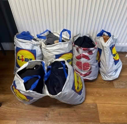 Photo of free Women’s clothes (Thornton heath CR7) #1