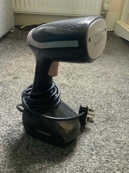 Photo of free Clothes steamer (Hatfield AL10) #1