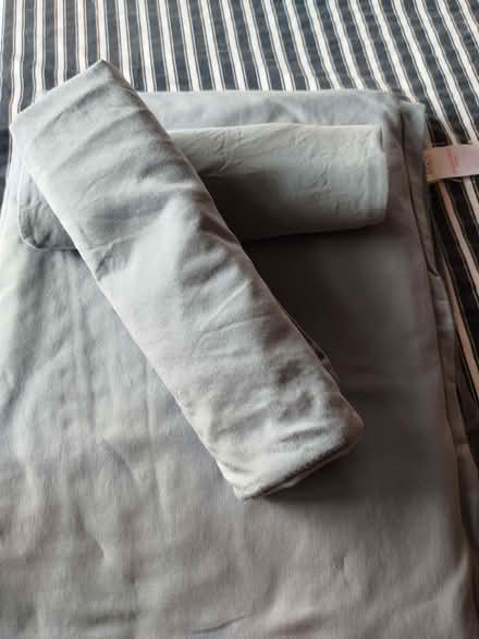 Photo of free Duvet cover & pillowcases (Jericho BL9) #1