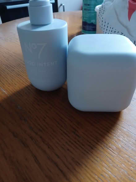 Photo of free Shower Gel and Body Gel (Walkley S6) #1