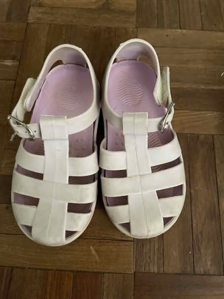 Photo of free Girls sandals (GU22) #3