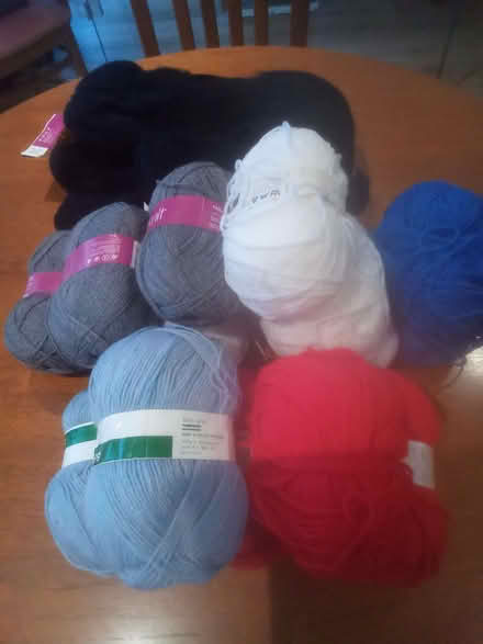Photo of free Wool - assorted bundle (Tarbrax EH55) #1