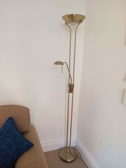 Photo of free Uplighter and reading light (Cross Gates LS15) #1