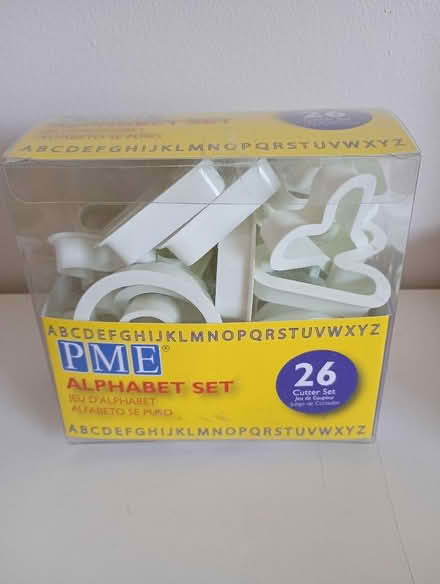 Photo of free PME Alphabet Set for Cake Decorating (Roby L36) #1
