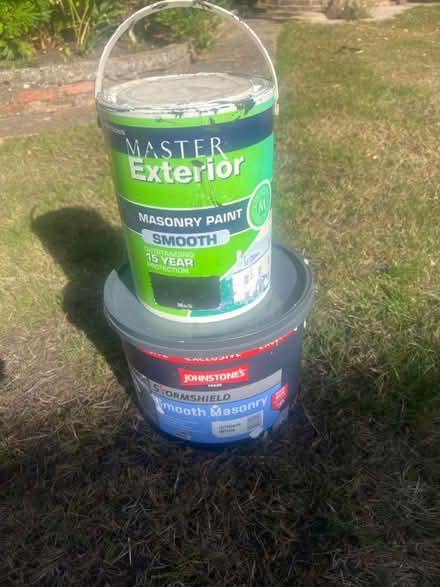 Photo of free Masonry Paint (Bookham KT23.) #1