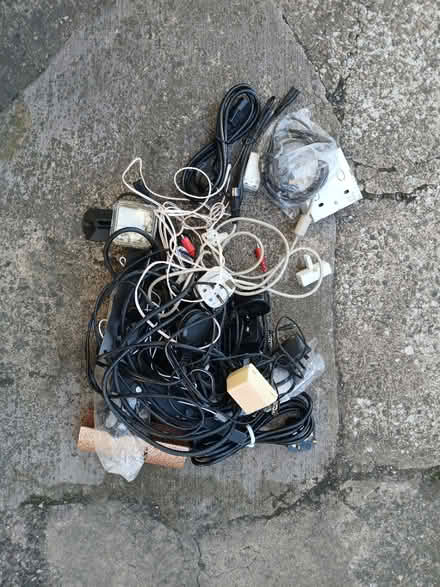 Photo of free Miscellaneous Items (Lanesfield WV4) #2