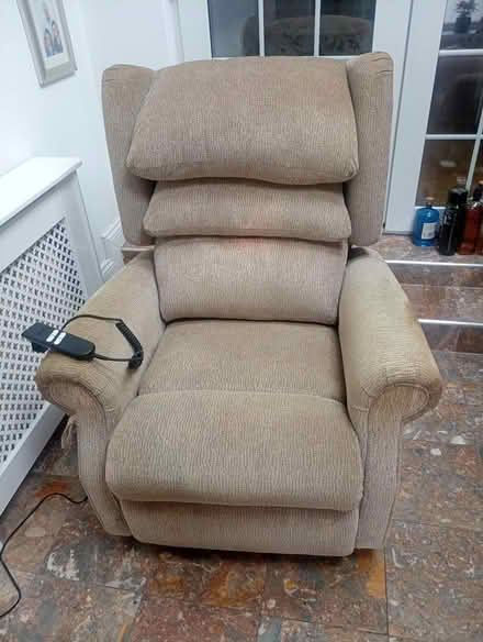 Photo of free Electric recliner (Eastwall. Dublin 3) #1