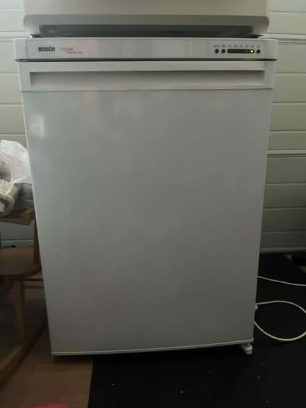Photo of free Freezer Under Counter Bosch (Oxted RH8) #1