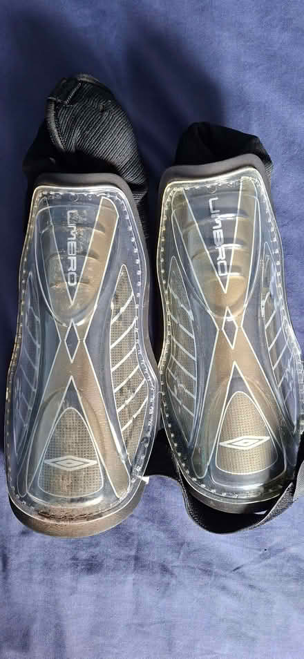 Photo of free shin pads (Berkhamsted HP4) #1