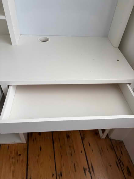 Photo of free ikea micke desk (Kemptown BN2) #2