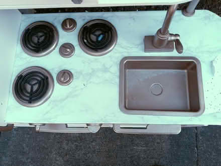 Photo of free Play kitchen (White Center) #2