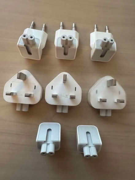 Photo of free Older Apple Phone plugs (Elm Park RM12) #2
