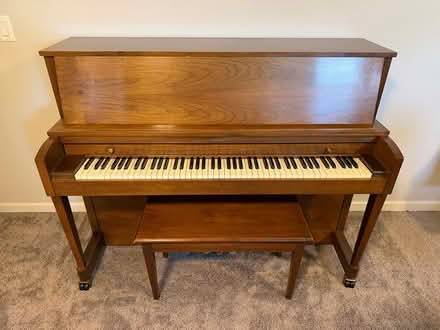 Photo of free Piano (Tualatin) #1