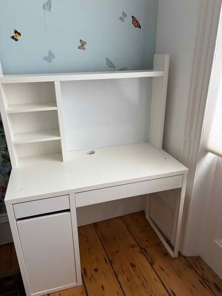 Photo of free ikea micke desk (Kemptown BN2) #1