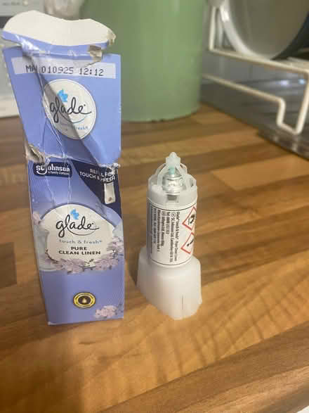 Photo of free Glade touch & fresh refill (East Challow OX12) #1