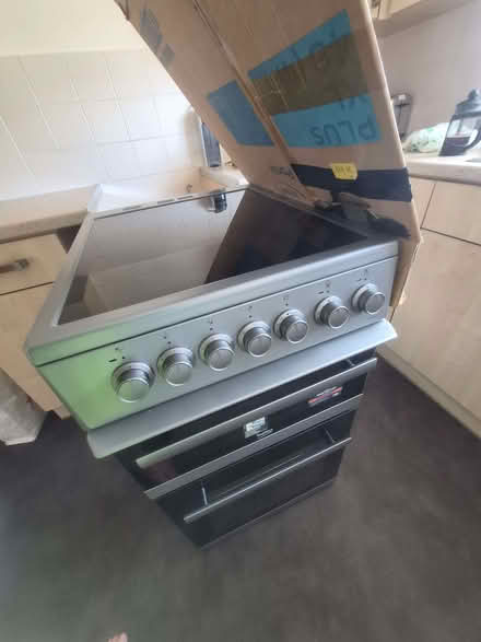 Photo of free Ceramic cooker (Molesey KT8) #2