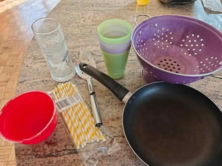 Photo of free kitchen bits (Woking gu22) #1