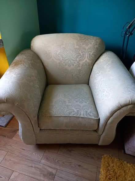 Photo of free Patterned 1 seat chair (Market Deeping PE6) #1